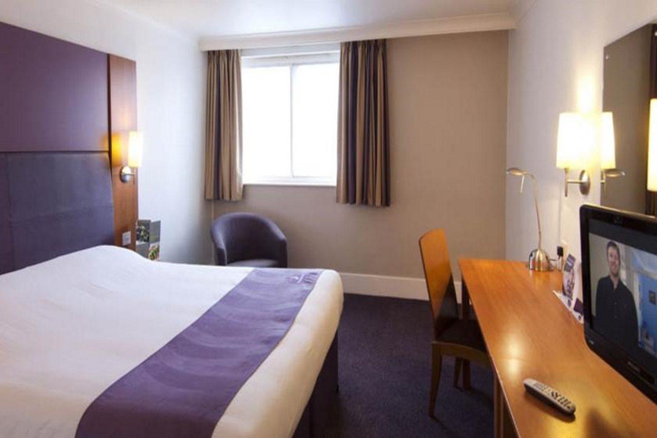 Premier Inn Skipton North Гаргрейв Экстерьер фото